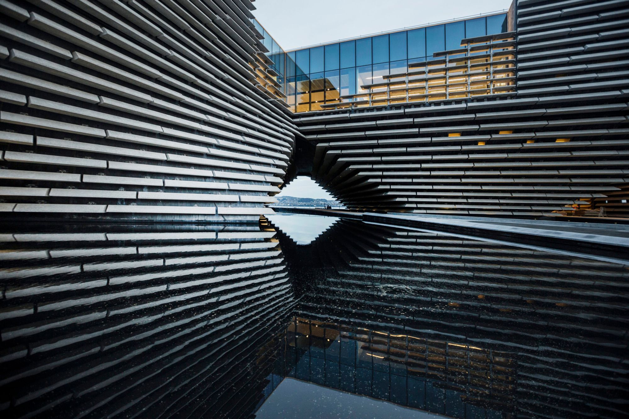 V&A Dundee Museum, Escócia | Kengo Kuma | Foto: Ross Fraser McLean