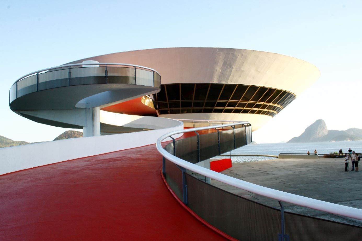 Museu de Arte Contemporânea, Niterói | Oscar Niemeyer