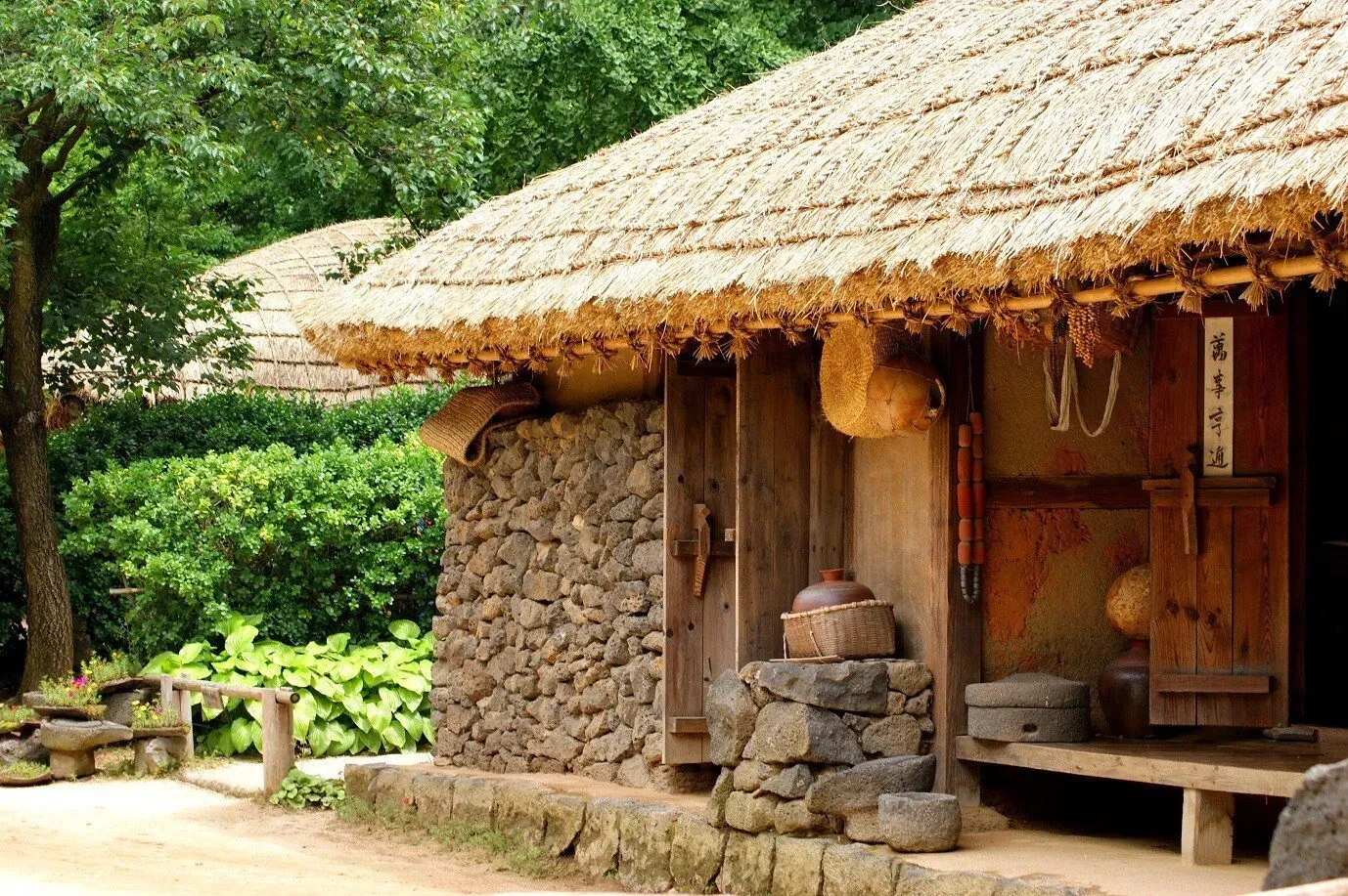 Arquitetura Vernacular | Hanok Coreano, casas que respiram.