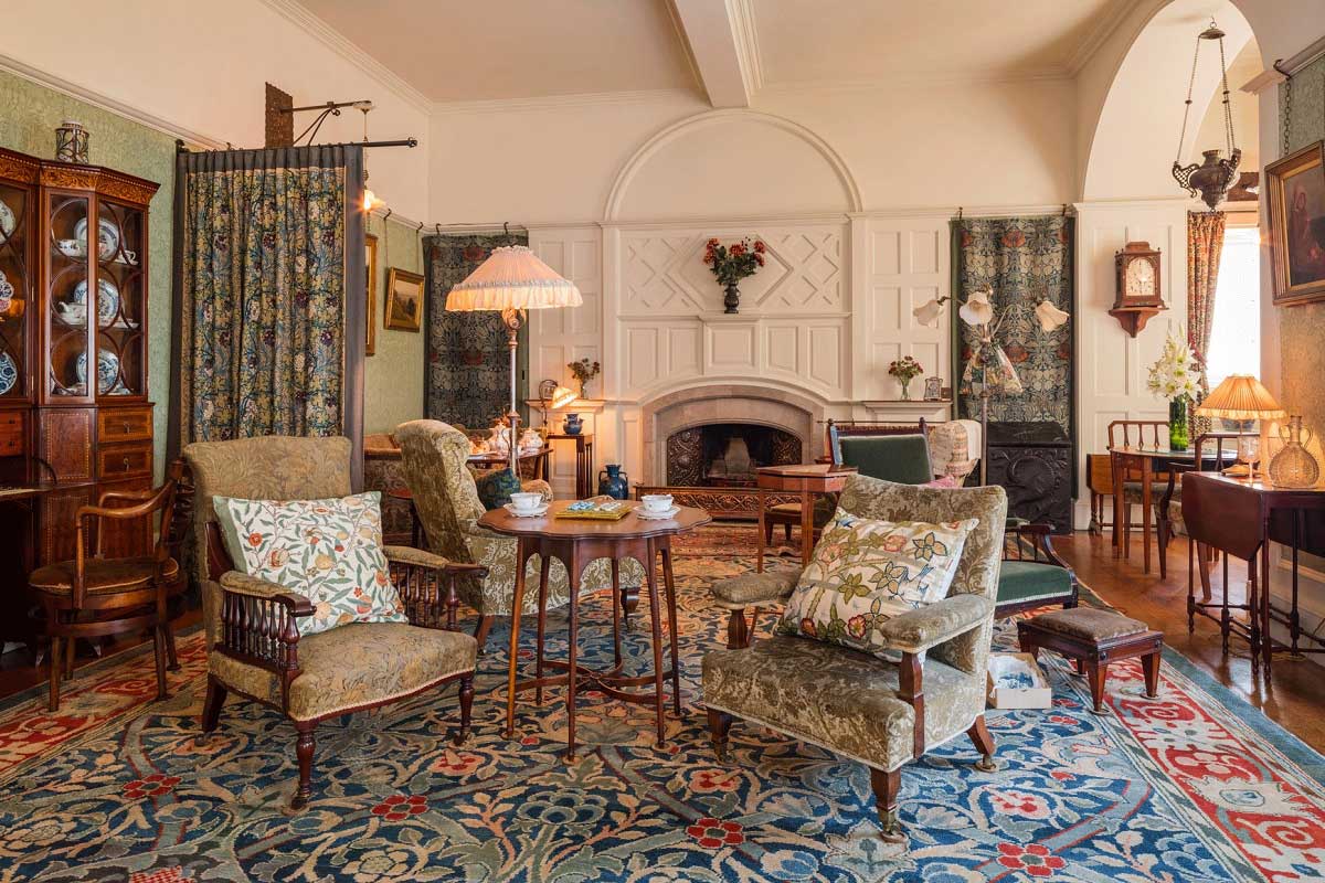 Standen House, projeto de Philip Webb (1894). Foto: Fabrics and Papers.