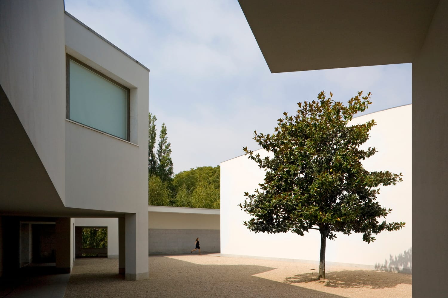 Álvaro Siza | Museu de Arte Contemporânea de Serralves, no Porto, 1999.