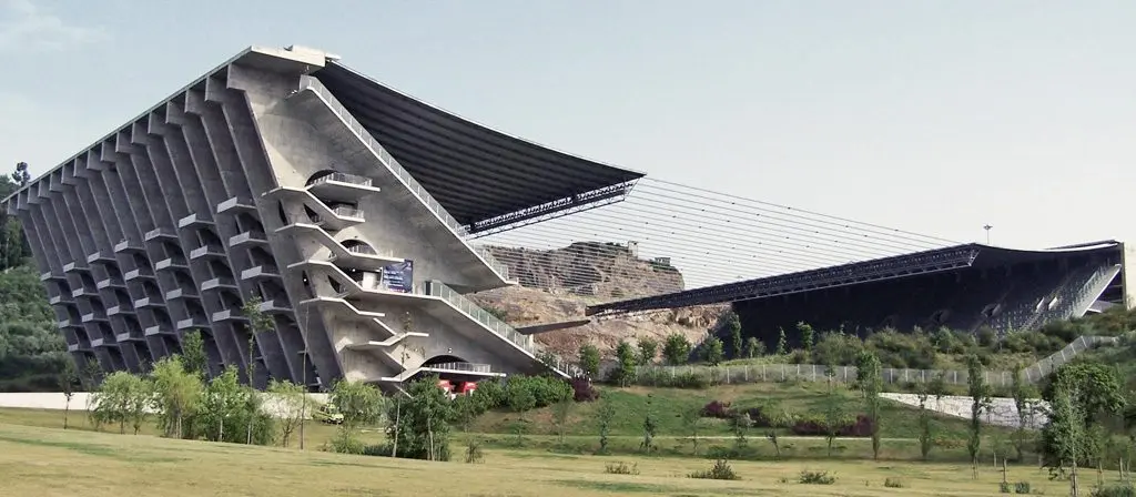 Estádio de Braga, projeto de Souto de Moura (2001)