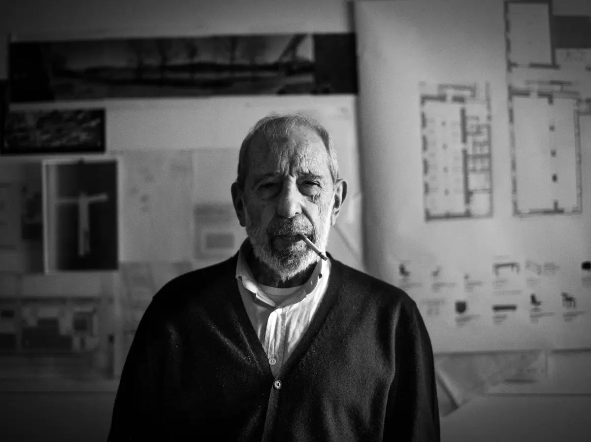 Biografia: Alvaro Siza