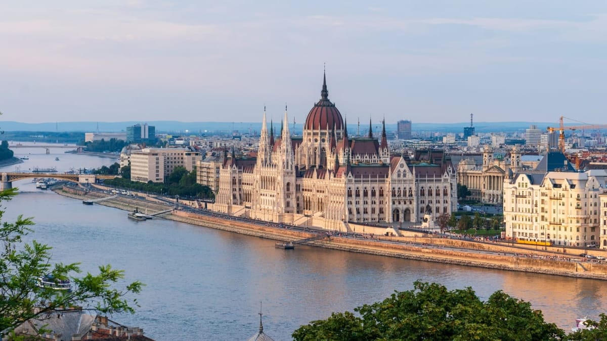 Viaje na arquitetura de Budapeste, na Hungria